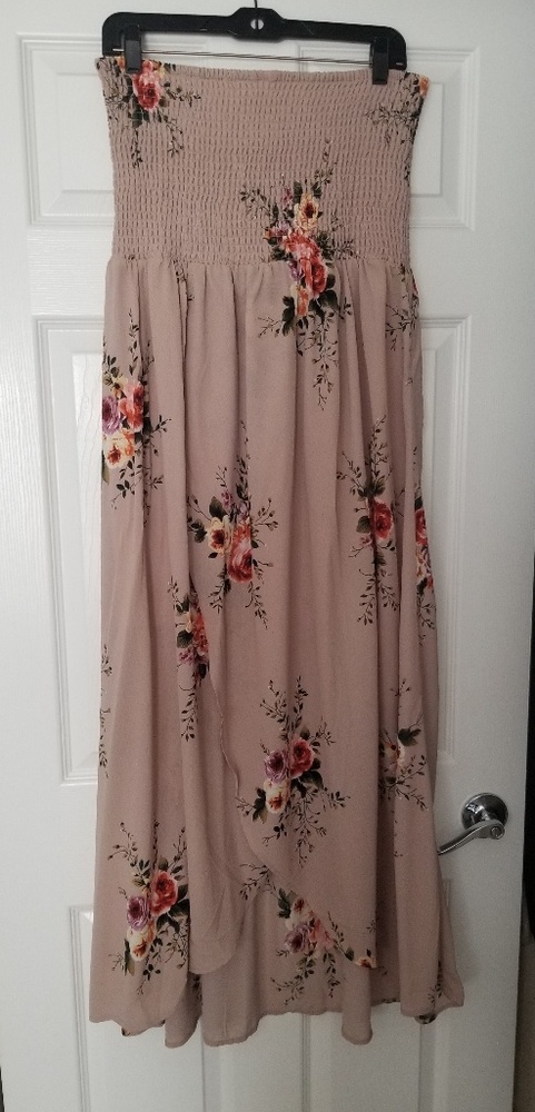 Romantic floral blush Venus strapless dress